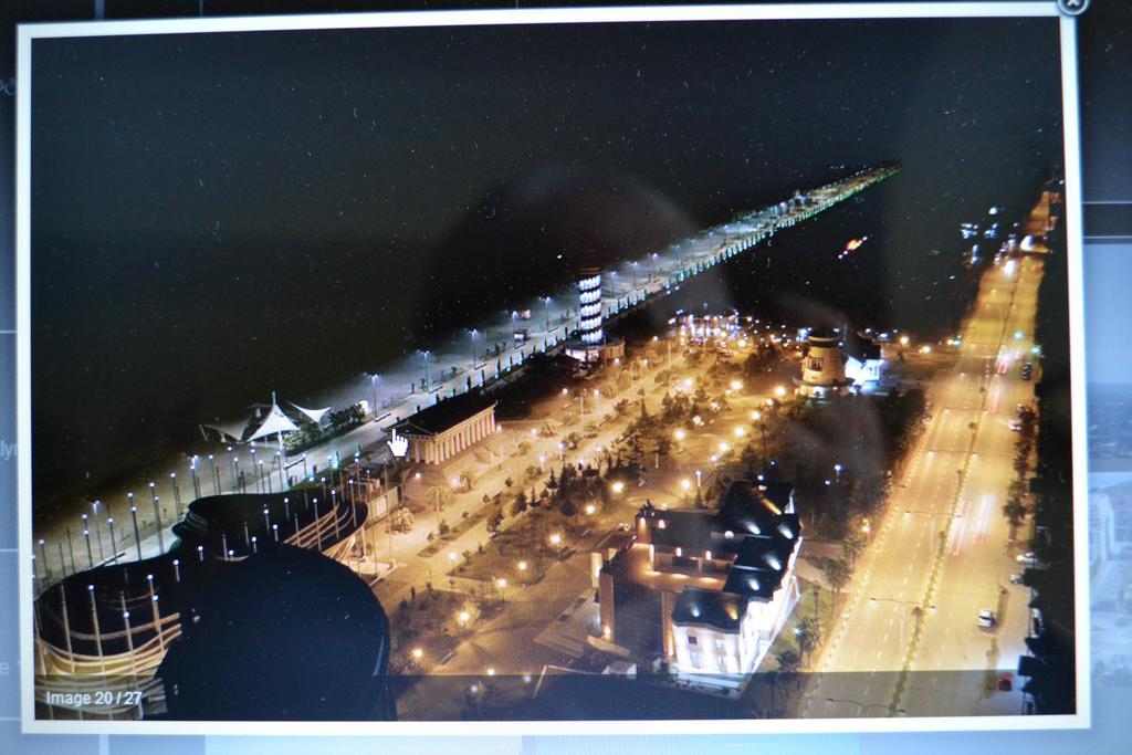 Orbi Towers Rooms Batumi Exterior foto